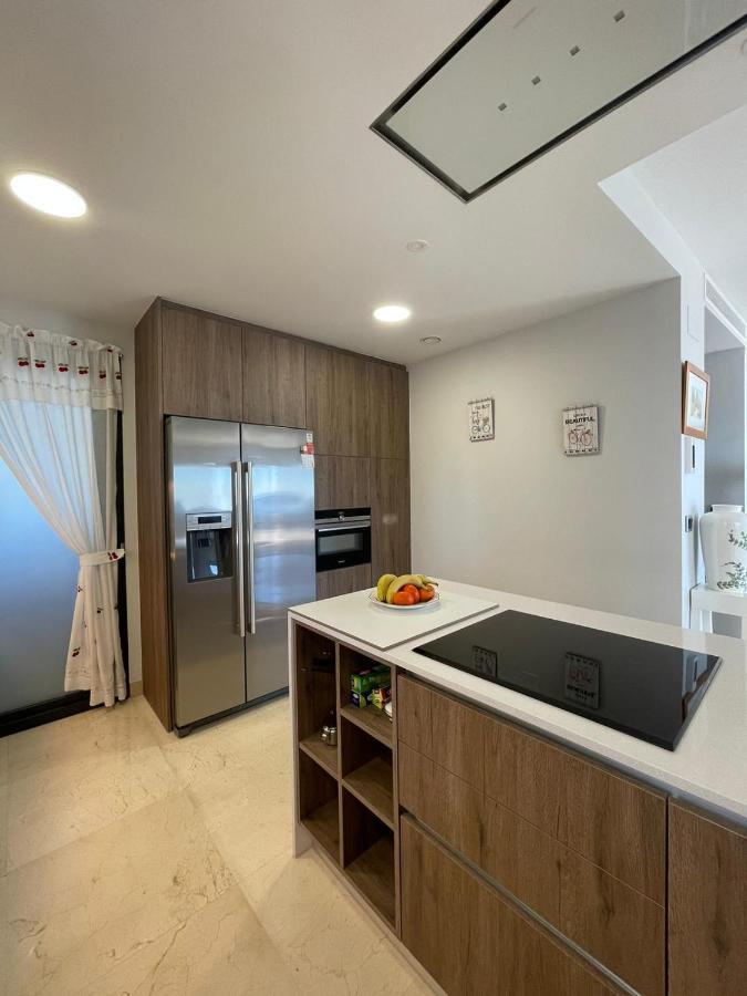 Sunset Waves Benidorm Julieta Vistas Al Mar Premium 200 Mt2 Con Jacuzzi En Terraza Appartement Buitenkant foto