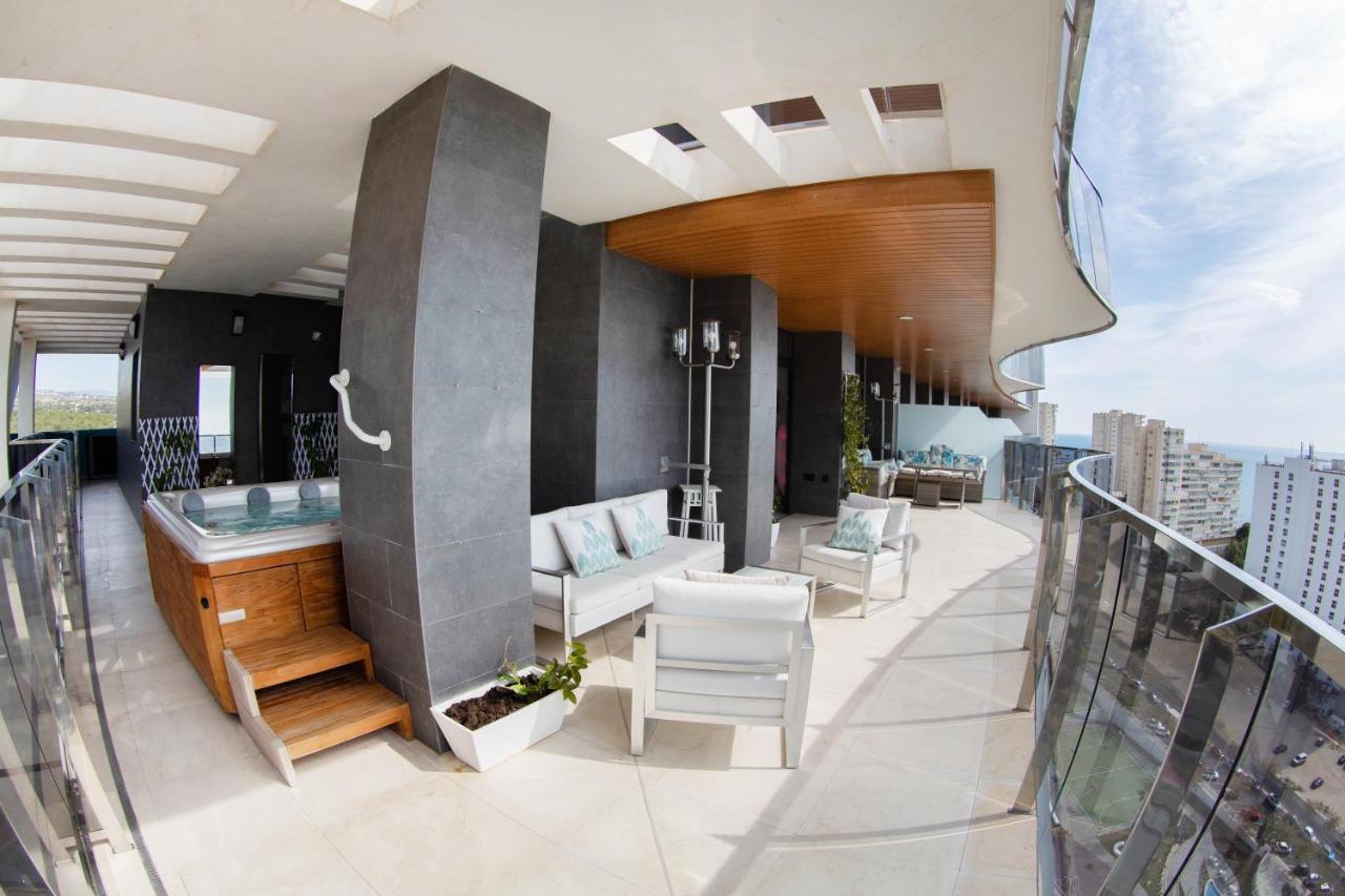 Sunset Waves Benidorm Julieta Vistas Al Mar Premium 200 Mt2 Con Jacuzzi En Terraza Appartement Buitenkant foto