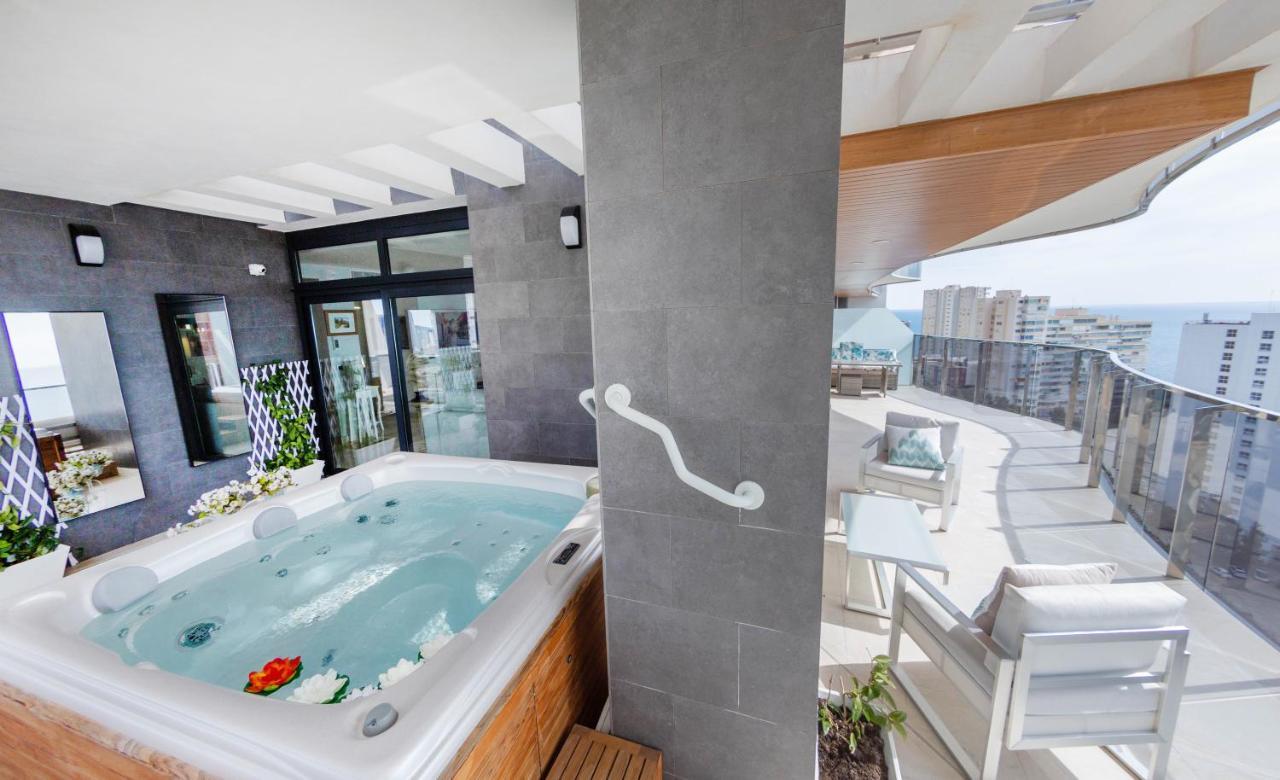Sunset Waves Benidorm Julieta Vistas Al Mar Premium 200 Mt2 Con Jacuzzi En Terraza Appartement Buitenkant foto